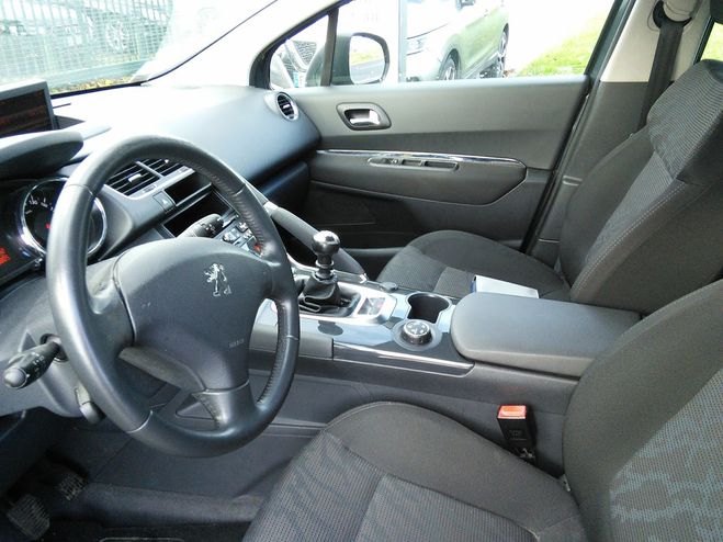 Peugeot 3008 1.6 HDI 112  CLIM - DISTRIBUTION NEUVE F Gris anthracite de 2011