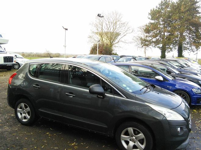 Peugeot 3008 1.6 HDI 112  CLIM - DISTRIBUTION NEUVE F Gris anthracite de 2011