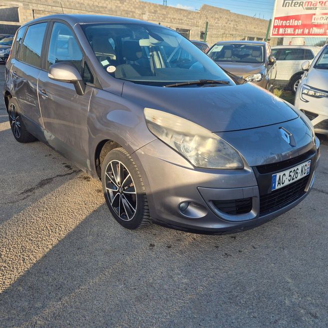 Renault Scenic (2) 1.5 DCI 105 CARMINAT DISTRIBUTION OK Marron de 2009