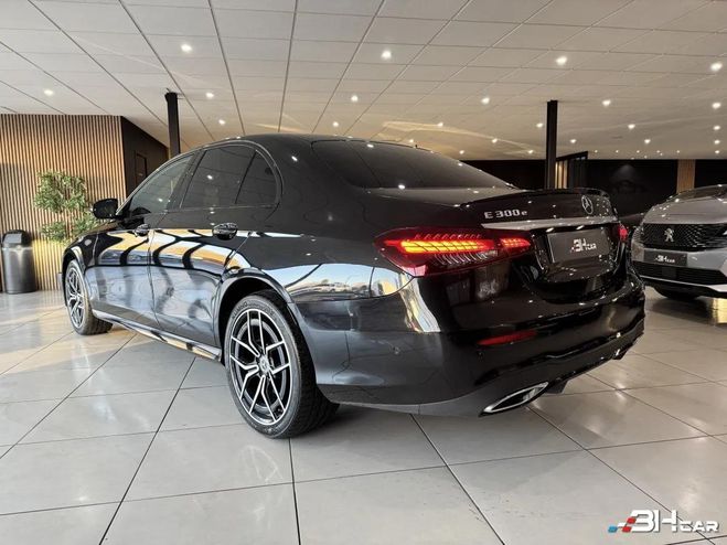 Mercedes Classe E 300E 4MATIC HYBRIDE 211 122CH AMG LINE 2 Noir de 2022