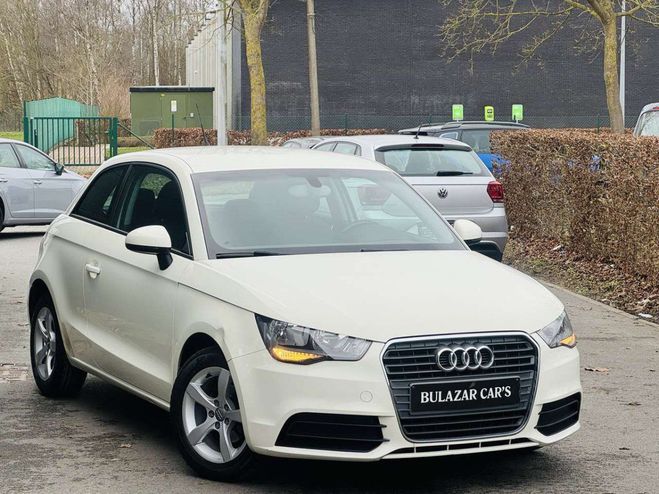 Audi A1 1.2 TFSI GARANTI CLIM CARNET RADIO CD Blanc M�tallis� de 
