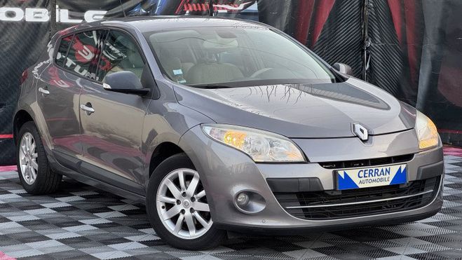 Renault Megane III 2.0 16V 140CH DYNAMIQUE CVT Beige de 2010