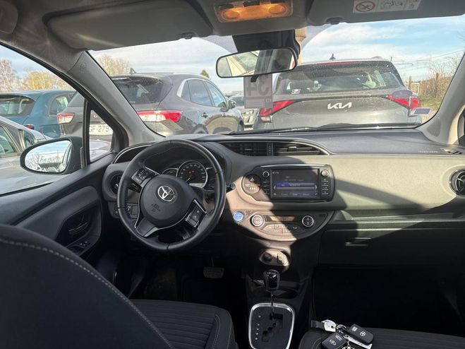 Toyota Yaris Hybride 100h France Business Gris Fonc� de 2019