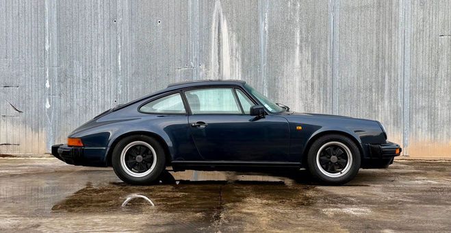 Porsche 911 Carrera 3.2 l G50 Bleu marine m�tallique Bleu de 1987