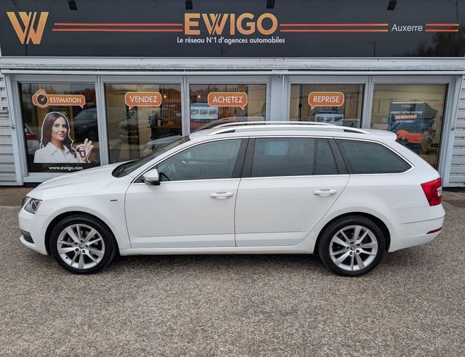 Skoda Octavia Combi 1.0 tsi 115ch clever bva apple car Blanc de 2018