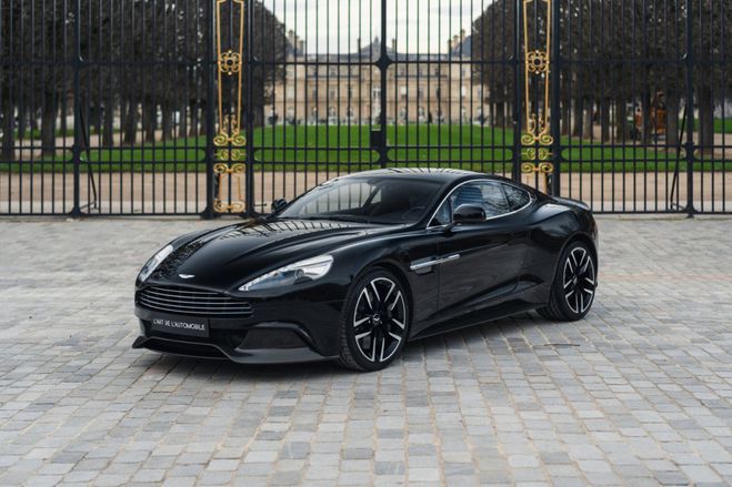 Aston martin Vanquish *2 2, Touchtronic III & low mileage* Onyx Black M�tallis� de 2017