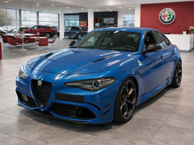 Cliquer pour voir la photo suivante Alfa romeo Giulia QV V6 2.9 510 / pack carbone malus inclu Bleu de 2019