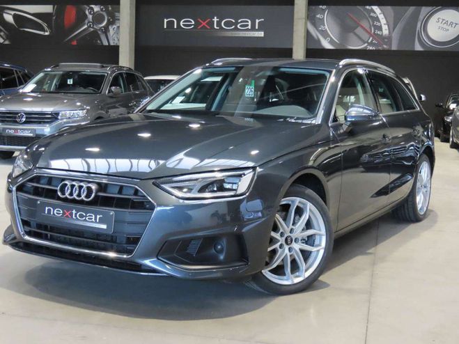 Audi A4 30TDi Avant STRONIC Gris M�tallis� de 