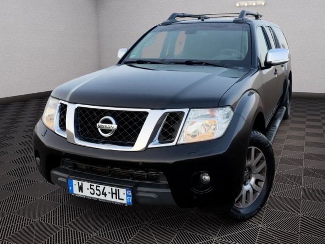 Cliquer pour voir la photo suivante Nissan Navara Pickup 3.0 V6 231 CH 4x4 Double-Cab LE - Noir de 2014