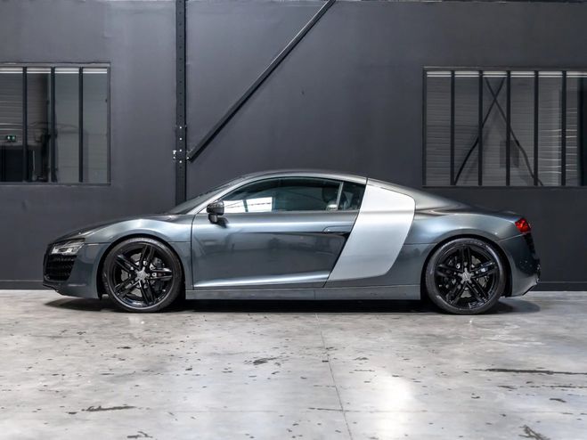 Audi R8 V8 S-Tronic (Type 42.2) - Spicy Motor Noir de 2014