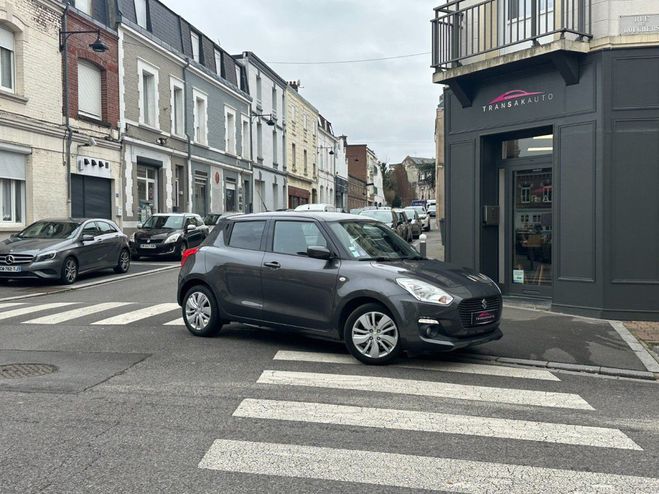 Cliquer pour voir la photo suivante Suzuki Swift 1.2 Dualjet Privilège / CAMERA DE RECUL Gris de 2019
