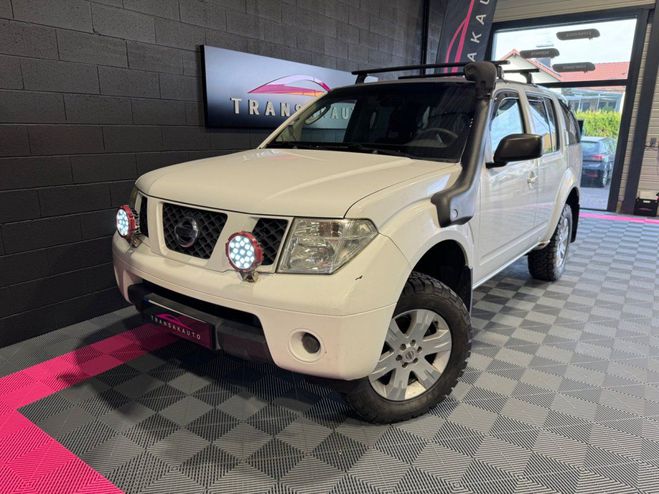 Nissan Pathfinder 2.5 dCi 174 ch Confort Blanc de 2005