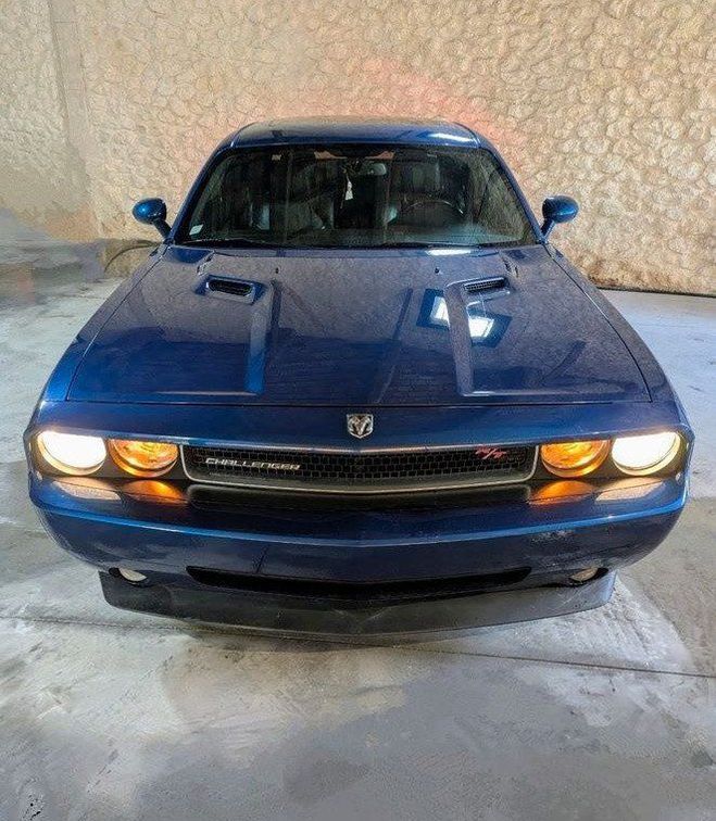 Dodge Challenger R-T V8 HEMI 5.7l 380ch BVA Superbe �tat  Bleu de 2010