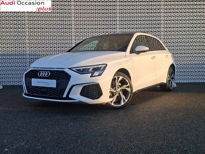 Audi A3 Sportback 40 TFSIe 204 S tronic 6 S Line Blanc de 2024