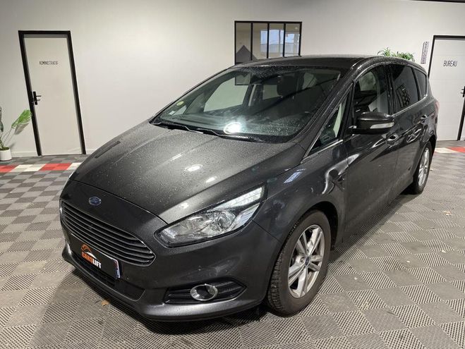 Ford S Max 2.0 TDCI 150CH TITATIUM 7 PLACES -CAM�RA Gris M�tallis� de 2015