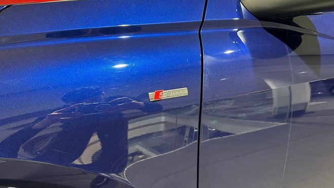 Audi Q4 E-Tron 45 285 ch 82 kWh BLEU NAVARRE METALLISE de 2024