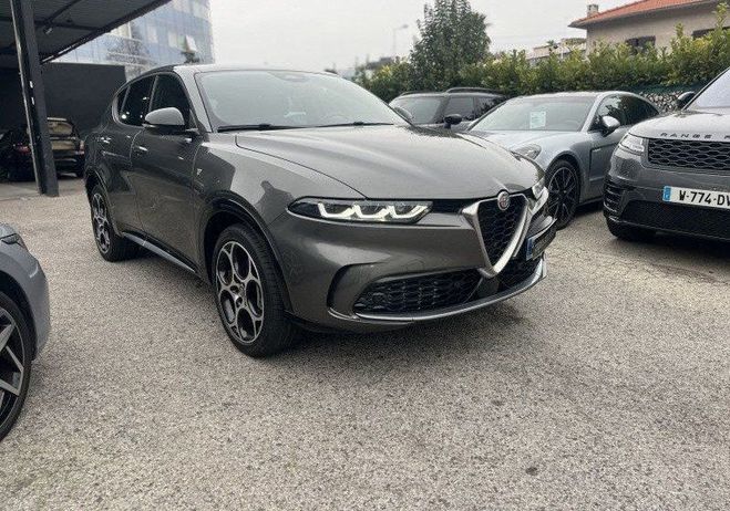 Alfa romeo Tonale 1.3 PHEV 280CH TI AT6 E-Q4 Gris de 2023