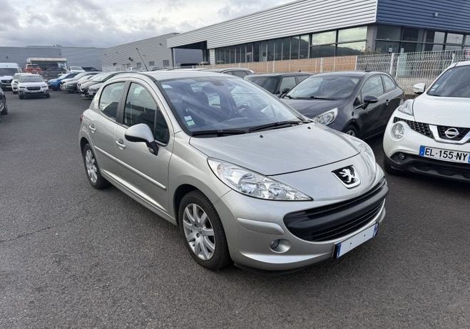Peugeot 207 1.6 VTI 16V PREMIUM BA 5P Gris de 2007
