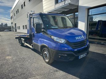  Voir d&eacute;tails -Iveco Daily CHASSIS CABINE 2.3 156 BVM6 &agrave; Villeneuve-Saint-Georges (94)