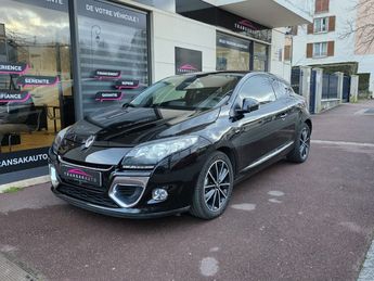  Voir d&eacute;tails -Renault Megane III COUPE dCi 130 FAP Energy eco2 Bose / &agrave;  Les Clayes-sous-Bois (78)