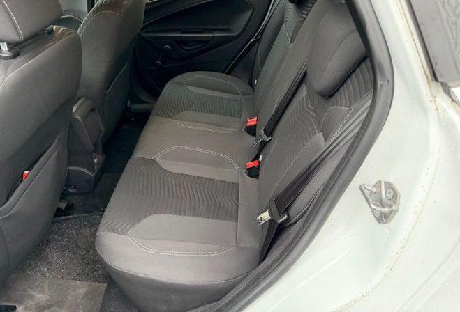 Ford Fiesta 1.5 TDCI 75CH FAP TITANIUM 5P  de 2013