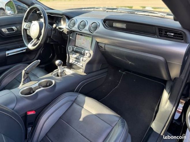Ford Mustang v8 5.0 gt fastback phase 450ch noir pack Noir de 2019
