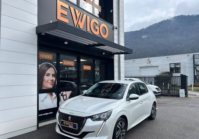 Cliquer pour voir la photo suivante Peugeot 208 1.2 100ch allure start-stop apple carp Blanc de 2020