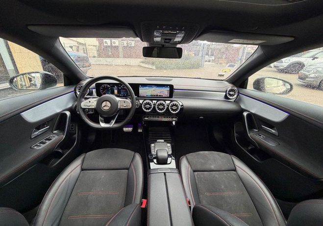 Mercedes Classe CLA Classe 180d 116ch amg line 7g-dct Noir de 2020