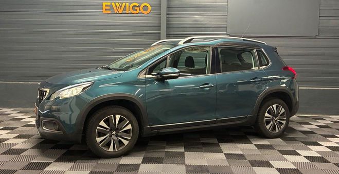 Cliquer pour voir la photo suivante Peugeot 2008 generation-i 1.2 puretech 110 allure bus Vert de 2016