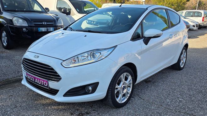 Ford Fiesta 113.000kms 1.0 ecoboost 100ch titanium 2 blanc de 2016