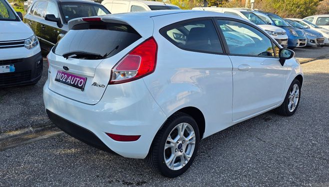 Ford Fiesta 113.000kms 1.0 ecoboost 100ch titanium 2 blanc de 2016