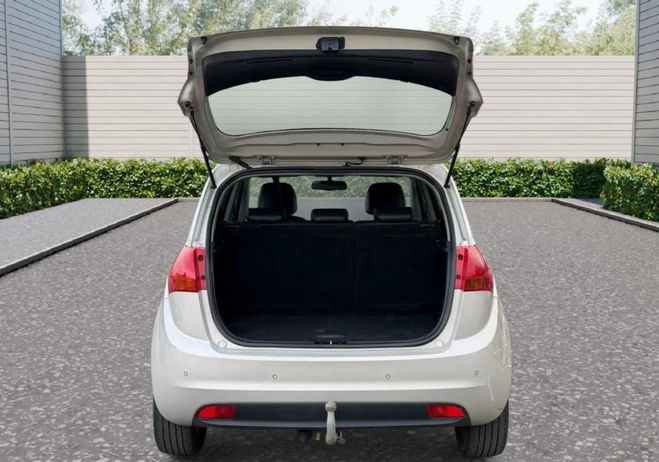 Kia Venga DIESEL 1ER PROPRIETAIRE Beige de 2010