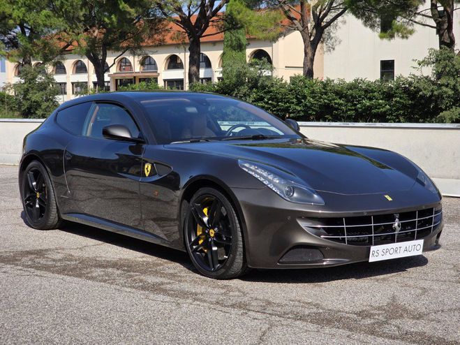 Ferrari FF V12 660CH Gris de 2015
