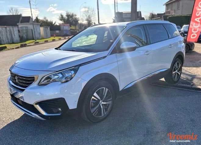 Cliquer pour voir la photo suivante Peugeot 5008 130ch S&S EAT6 ALLURE ENTRETIEN A JOUR Blanc de 2018