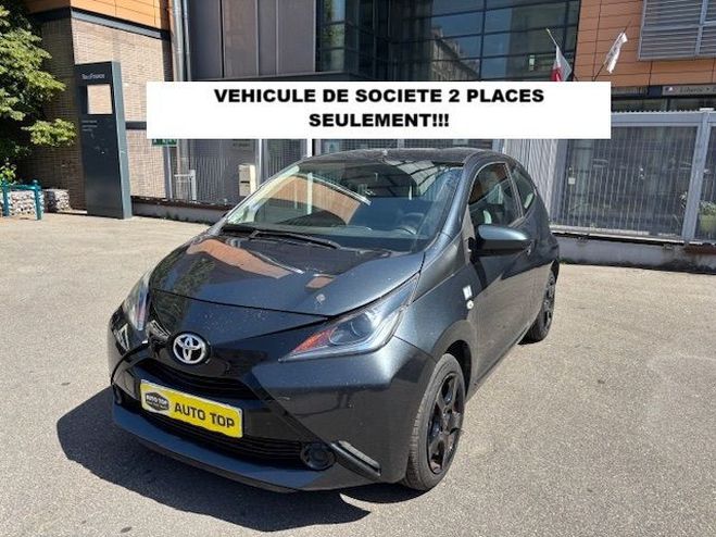 Cliquer pour voir la photo suivante Toyota Aygo 1.0 VVT-I 69CH X-PLAY X-SHIFT 3P GRIS F de 2015