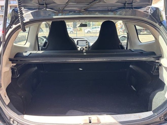 Toyota Aygo 1.0 VVT-I 69CH X-PLAY X-SHIFT 3P GRIS F de 2015