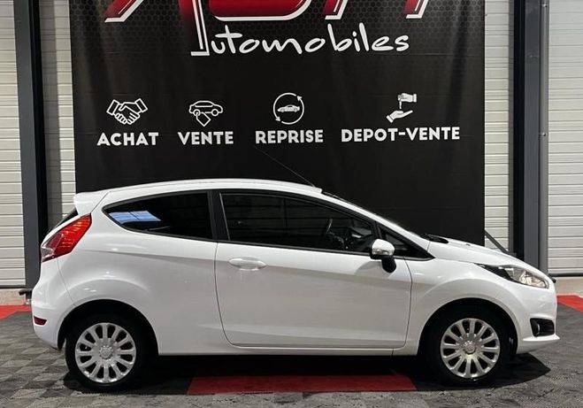Ford Fiesta 1.25 60ch Ambiente 3p Blanc de 2013