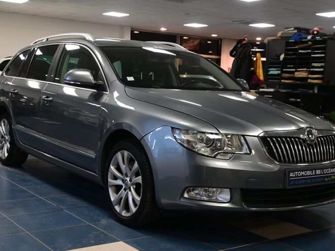 Skoda Superb COMBI 2.0 TDI 170 CR FAP Elegance 2 DSG Gris Bleut� de 2012