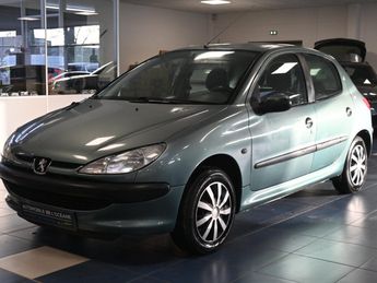  Voir d&eacute;tails -Peugeot 206 1.4L Confort Garantie 24 Mois &agrave; Saint-Saturnin (72)