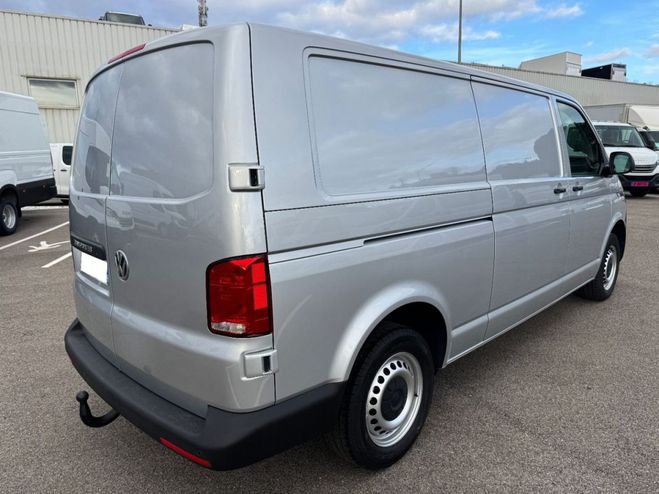 Volkswagen Transporter FOURGON L2H1 2.0 TDI 150 Gris Clair de 2020