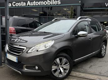  Voir d&eacute;tails -Peugeot 2008 ALLURE 1.2 110 Cv BOITE AUTOMATIQUE / 1E &agrave; Taverny (95)