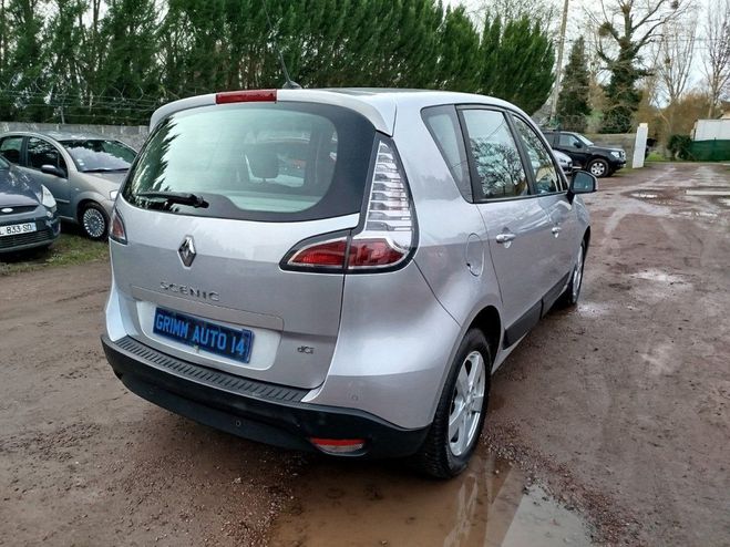 Renault Scenic III 1.5 dci 110ch Business Euro 5 EDC Gris de 2013