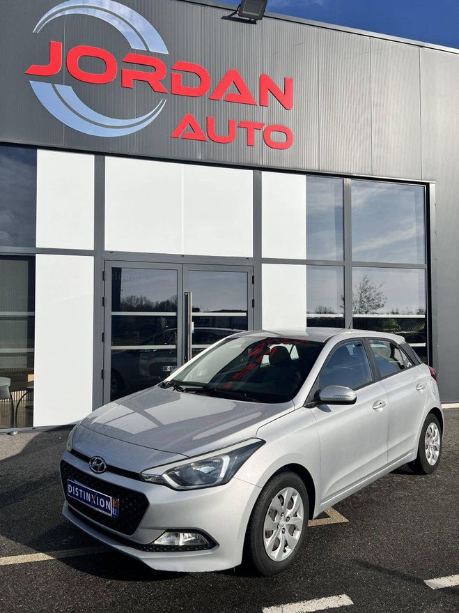 Cliquer pour voir la photo suivante Hyundai I20 II 1.1 CRDi 75 Intuitive GRIS C de 2016