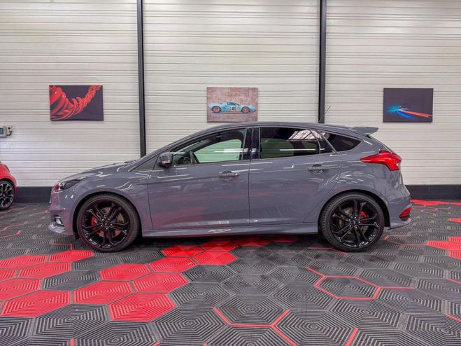 Ford Focus 2.0 TDCi - 185 S&S III 2011 BERLINE ST P GRIS de 2016