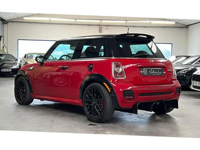 Mini One JCW JOHN COOPER WORKS 1.6 TURBO 211 R56  ROUGE CLAIR de 2009