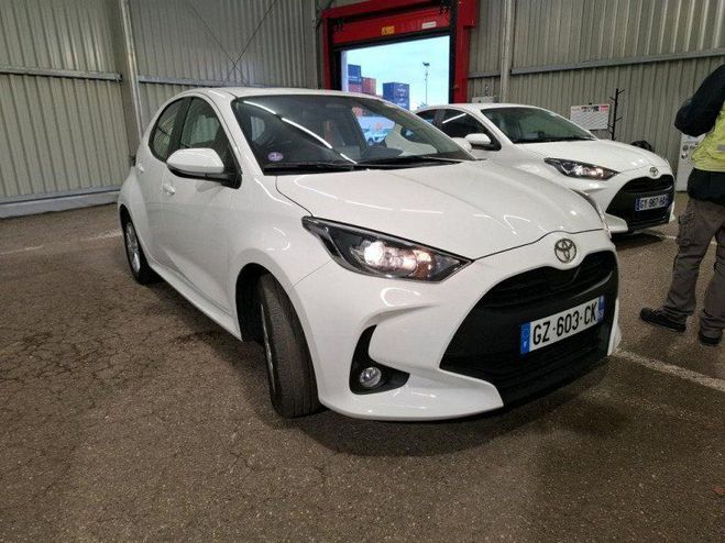 Toyota Yaris AFFAIRES 116H DYNAMIC BUSINESS AFFAIRE M Blanc de 2024