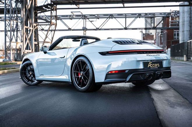 Cliquer pour voir la photo suivante Porsche 911 992 .2 CARRERA GTS CABRIO FACELIFT SHADE Vert de