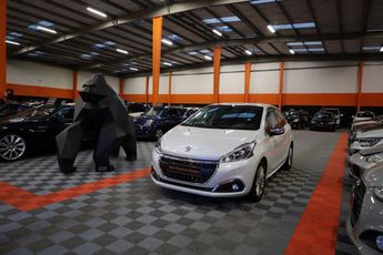  Voir d&eacute;tails -Peugeot 208 1.2 PURETECH 110CH E6.C ALLURE S&S 5P &agrave; Beauchamp (95)