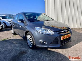  Voir d&eacute;tails -Ford Focus 1.6 TDCI 95CH TREND /CARNET ENTRETIEN /  &agrave; Berck (62)
