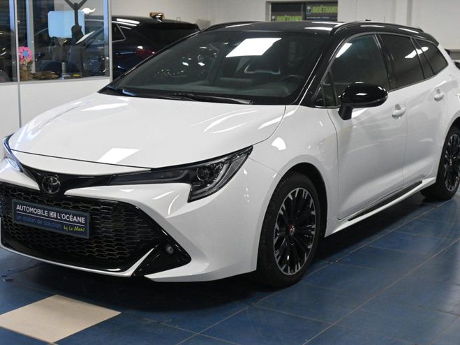 Toyota Corolla TOURING SPORTS HYBRIDE MY22 122h GR Spor BLANC PUR de 2023